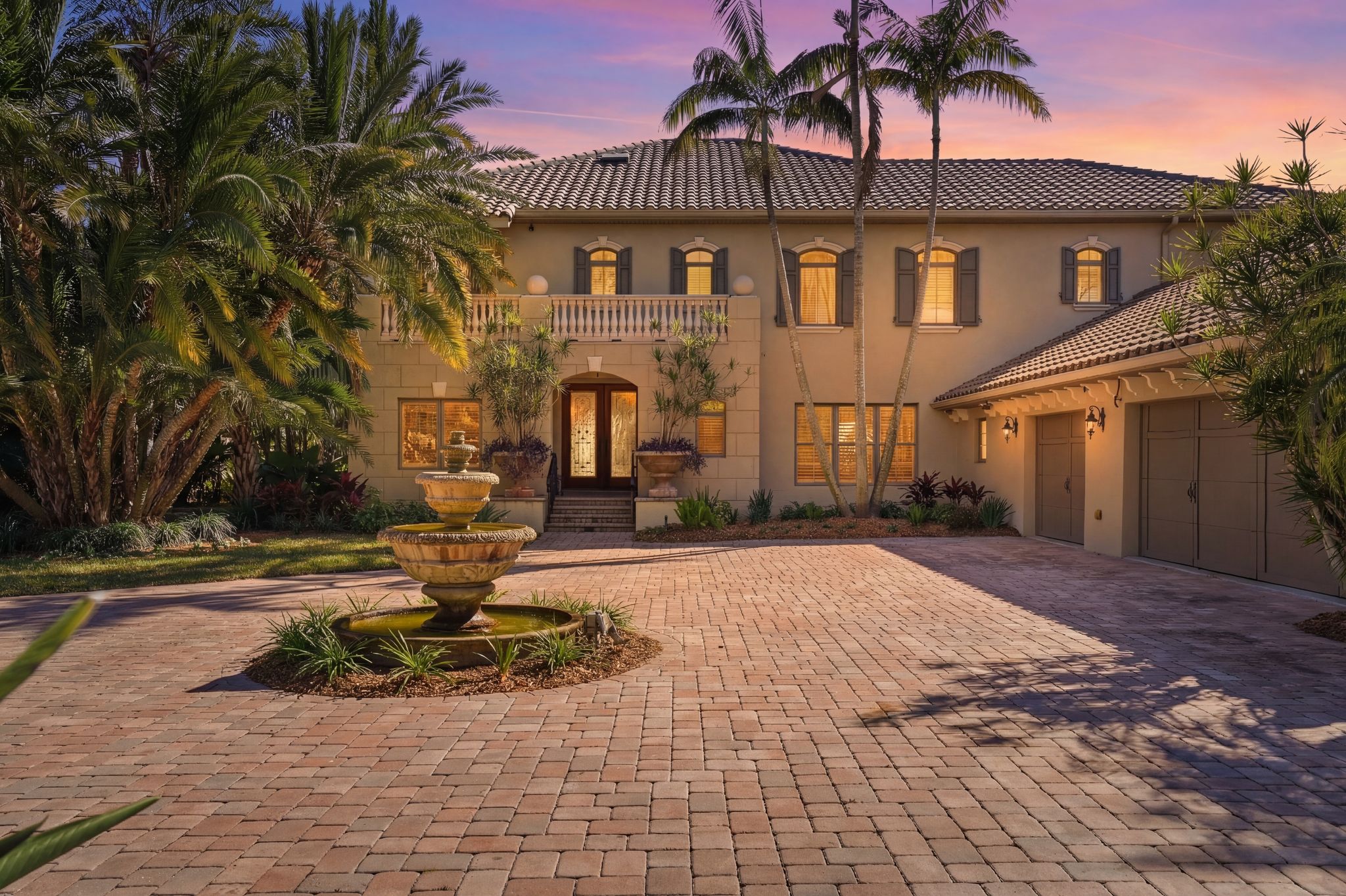 6755 30th Street South exterior at twilight