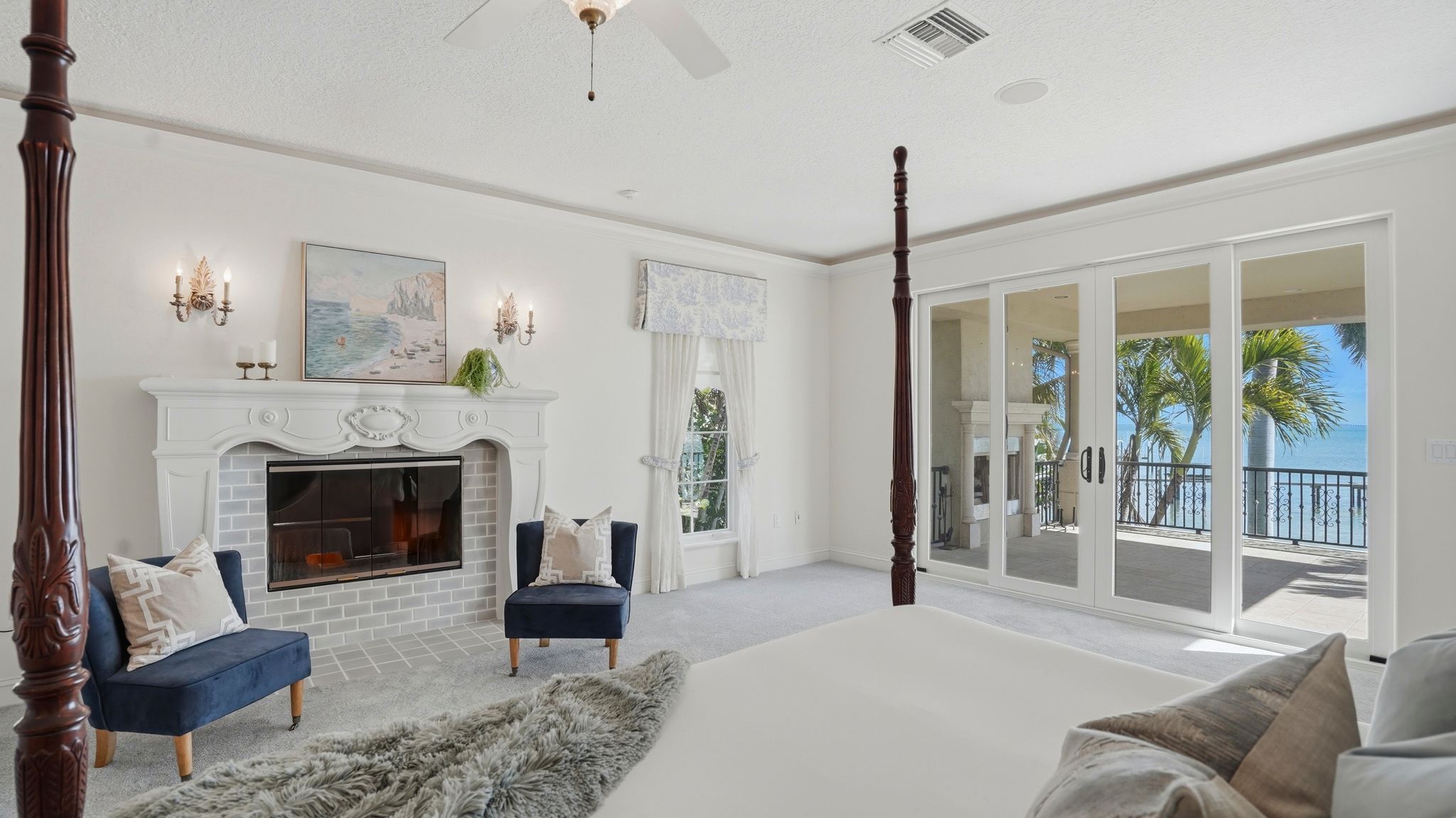 Outdoor entertaining space